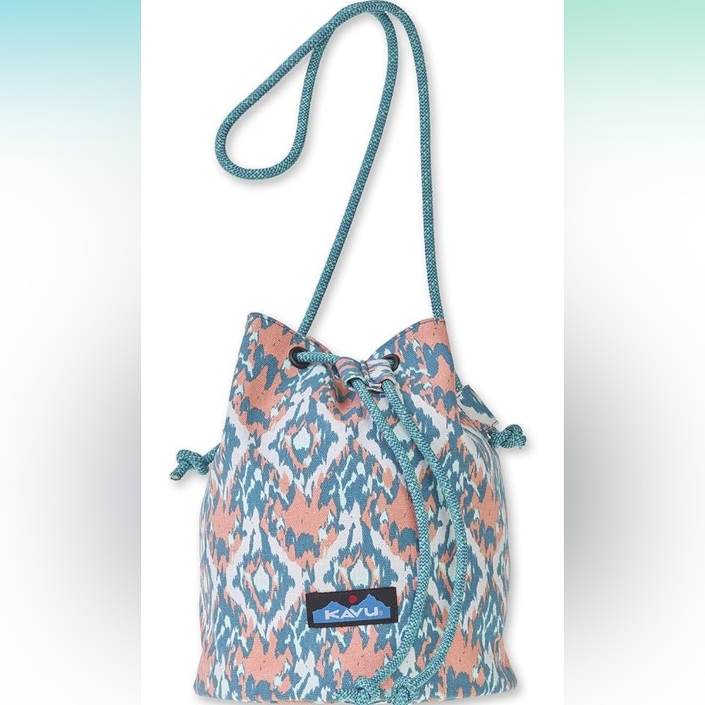 Kavu bucket bag. NWT!